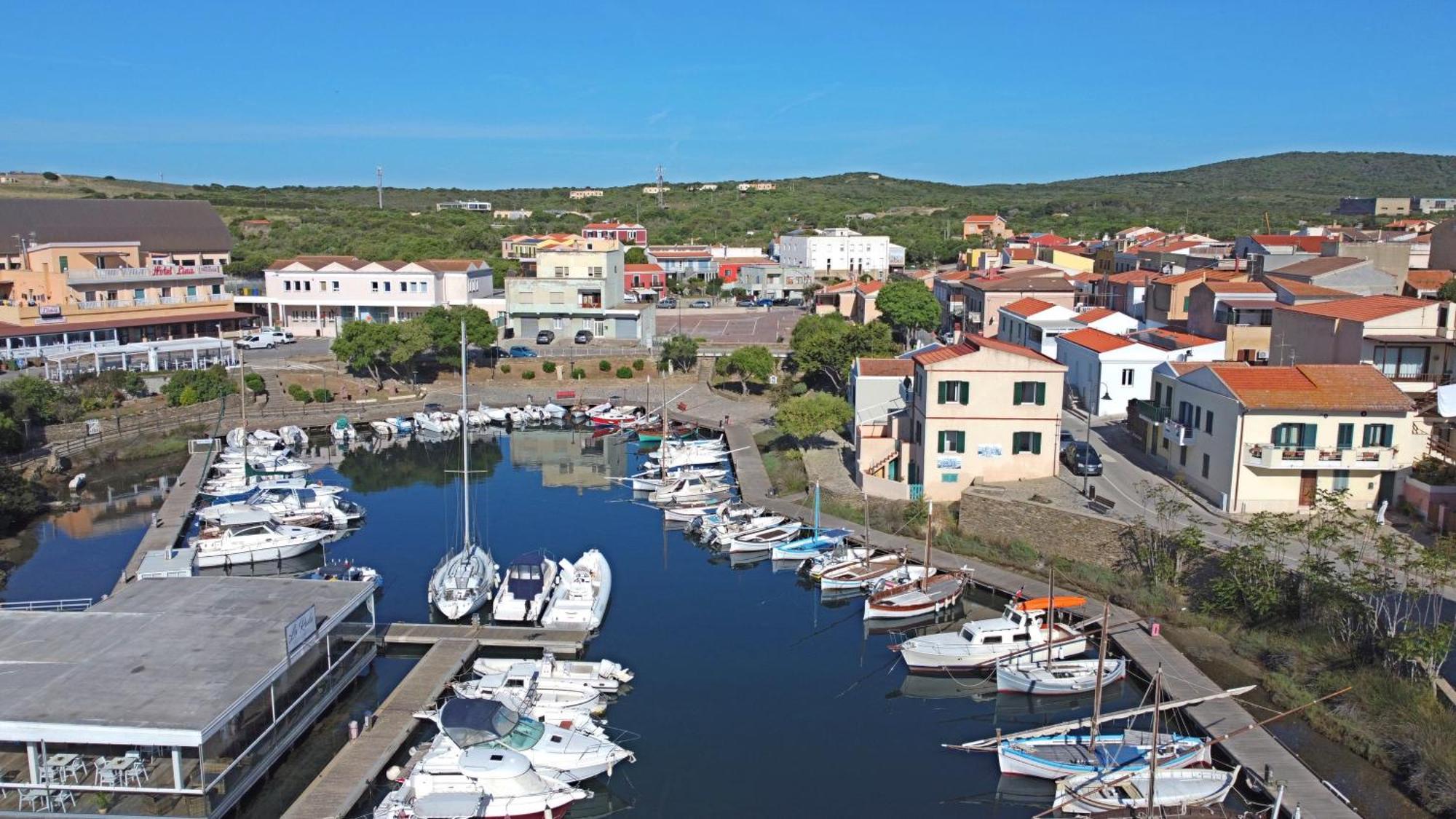 La Marina - Rooms In Stintino Exterior foto